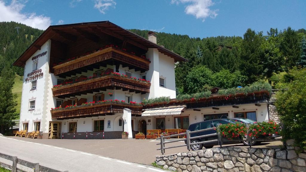 Albergo Alisander Корвара-ін-Бадія Екстер'єр фото